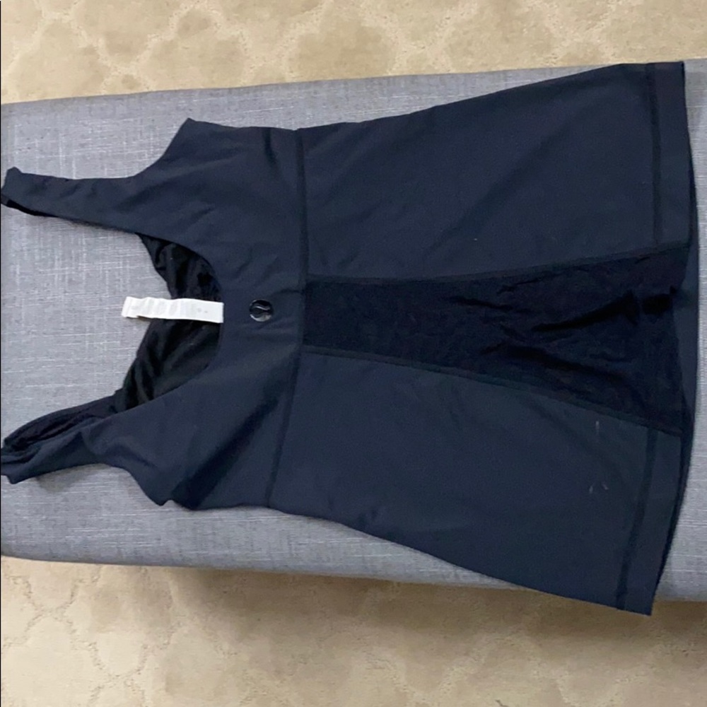 Lulu lemon yoga top - Picture 2 of 3